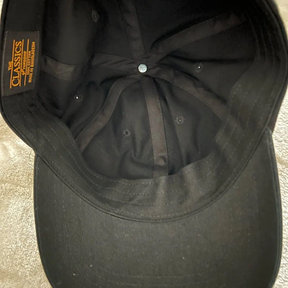Make Waves Hat - Picture 3 of 3